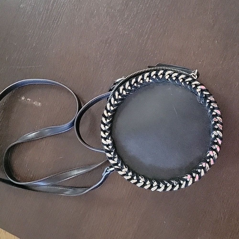 Ronund Crossbody